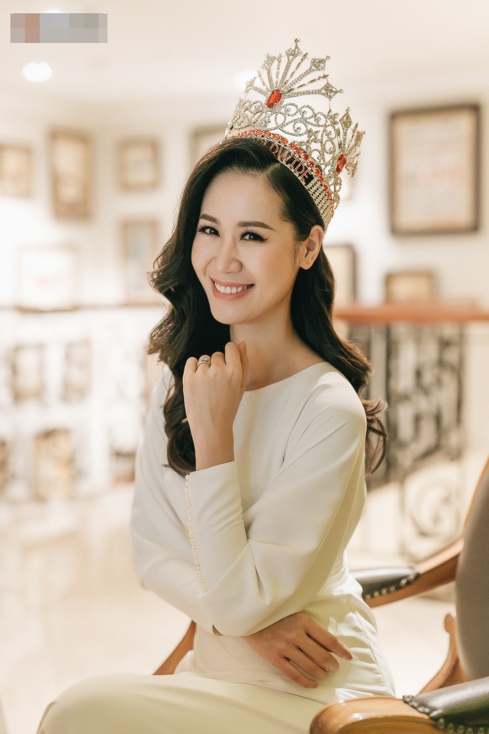 Dàn Hoa hậu đăng quang năm 2018: Người phủ sóng, người mất tích