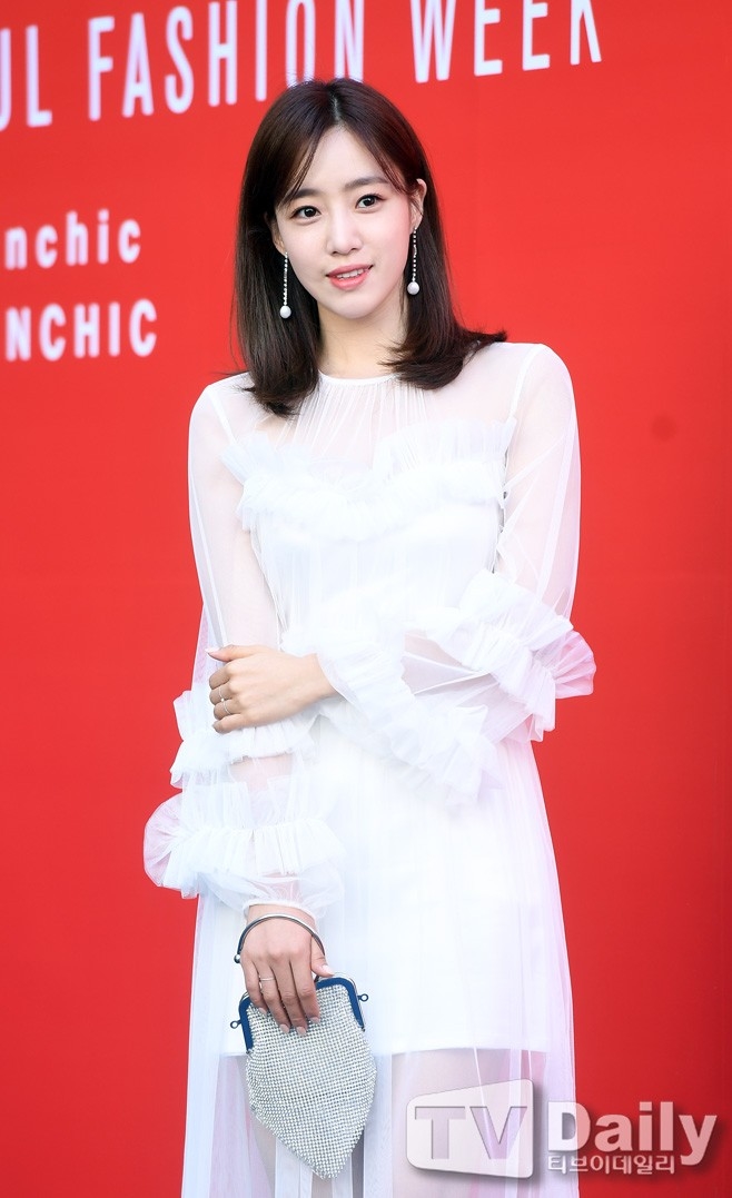 Dàn sao nữ Hàn xinh đẹp tại Tuần lễ thời trang Hera Seoul