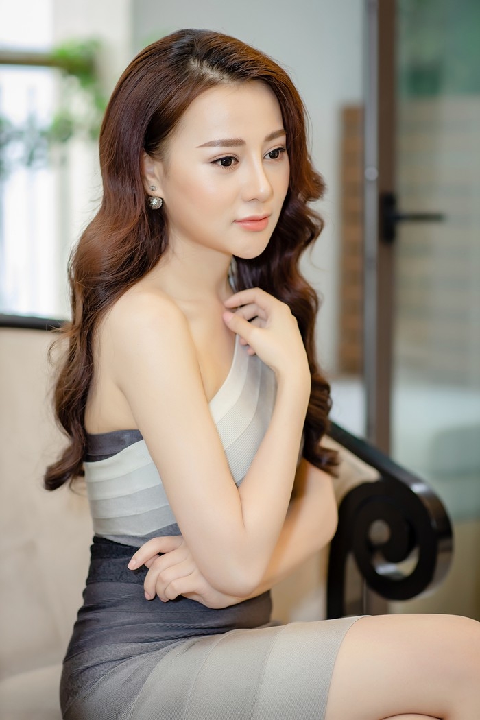 Đang đẹp rạng ngời, dàn nghệ sĩ Việt bỗng dưng hóa thảm họa thẩm mỹ