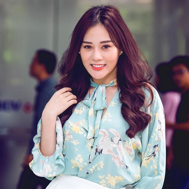 Đang đẹp rạng ngời, dàn nghệ sĩ Việt bỗng dưng hóa thảm họa thẩm mỹ
