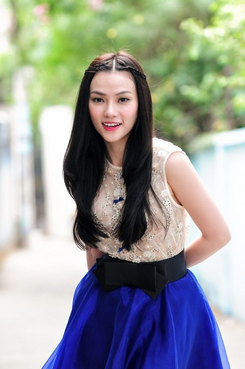 Đang đẹp rạng ngời, dàn nghệ sĩ Việt bỗng dưng hóa thảm họa thẩm mỹ