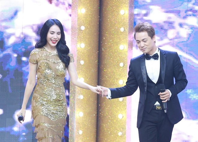 Đến anti fan cũng phải bồi hồi khi những cặp đôi song ca Vbiz tái hợp