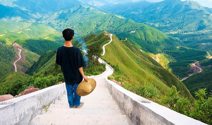 Đẹp đến nao lòng con đường được mệnh danh Vạn Lý Trường Thành