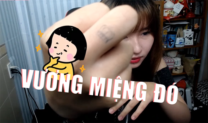 Giai ma nhung hinh xam doc la tren co the nhung nu hot streamer Viet