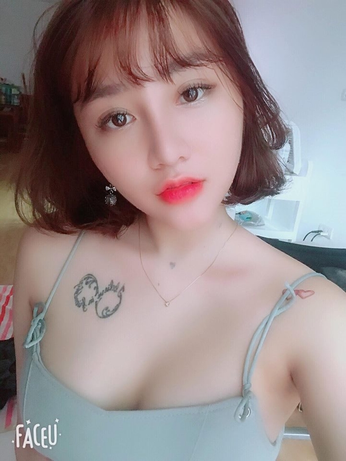 Giai ma nhung hinh xam doc la tren co the nhung nu hot streamer Viet