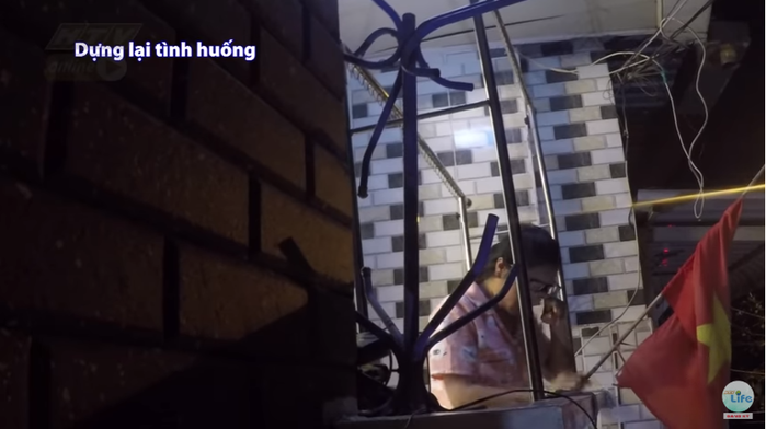 Nhờ nhanh trí, hai mẹ con thoát chết trong gang tấc sau tiếng gọi