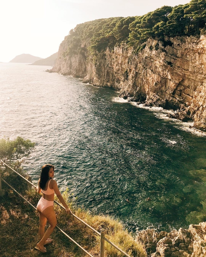Guong mat trieu follower tren Instagram: Huong giang noi dai danh sach