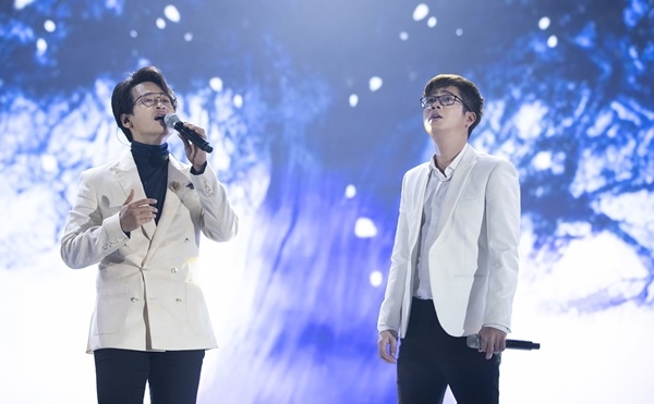 Hà Anh Tuấn và Bùi Anh Tuấn song ca Hoang Mang cực ấn tượng