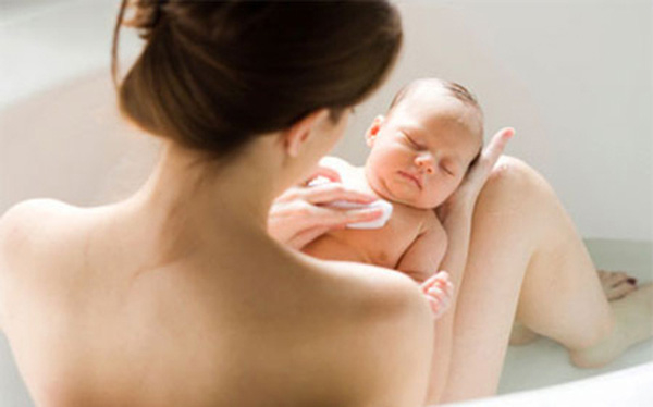 Kiêng cữ sau sinh và những sai lầm sẽ khiến mẹ phải ân hận về sau