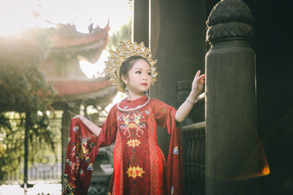 Lộ diện quốc phục của đại diện Việt Nam ở Little Miss Eurasia