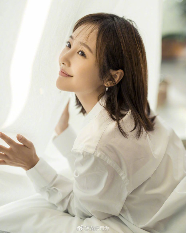 Lý Thuần: Nàng Lệnh Phi với diễn xuất ấn tượng trên màn ảnh Hoa ngữ