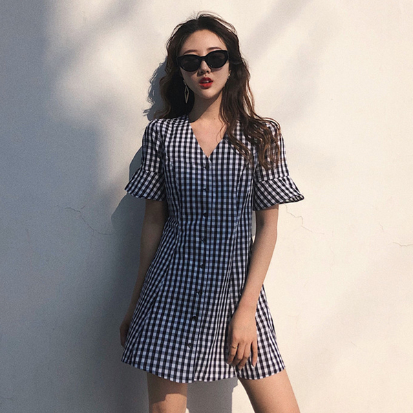 Mẫu váy ôm được hội chị em mê mẩn, săn đón nhiệt tình