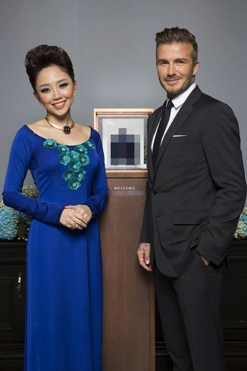 Những lần David Beckham gây bão khi sánh vai bên các mỹ nhân Việt