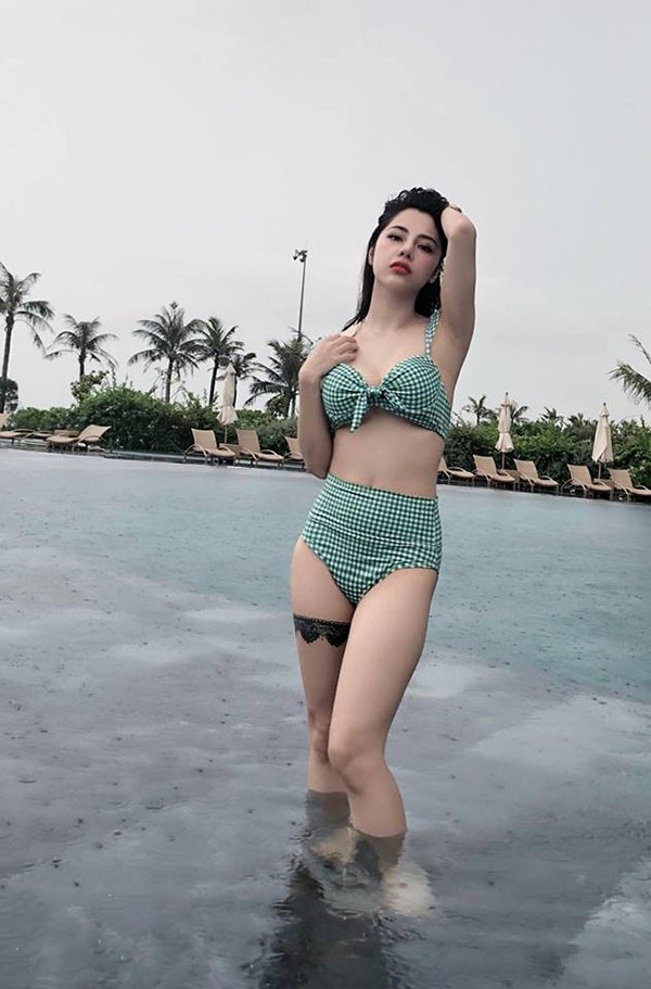 Những mẹ đơn thân một con trông mòn con mắt của showbiz Việt
