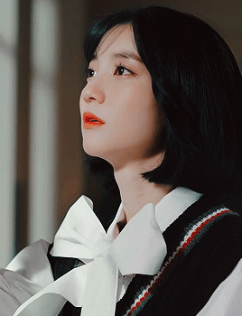 Những nữ idol Kpop sở hữu nhan sắc đậm chất điện ảnh