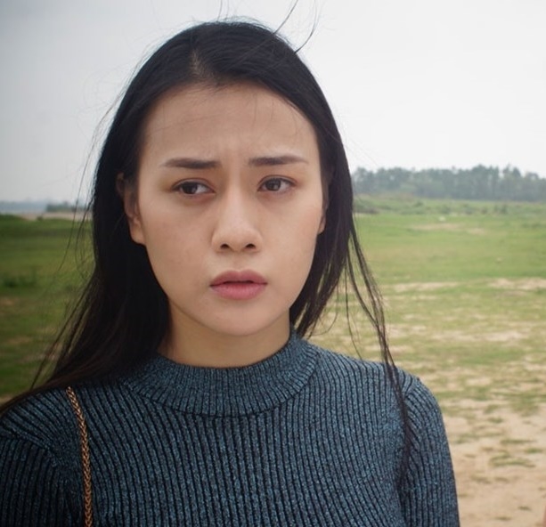 Những sao nữ Việt ngoài đời xinh đẹp, cứ lên phim là bị dìm thê thảm