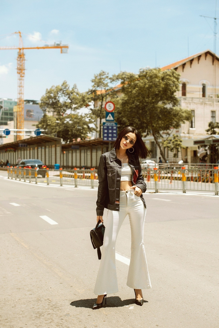 Phí Phương Anh sắp trở thành “thánh đụng hàng của Vbiz chăng?