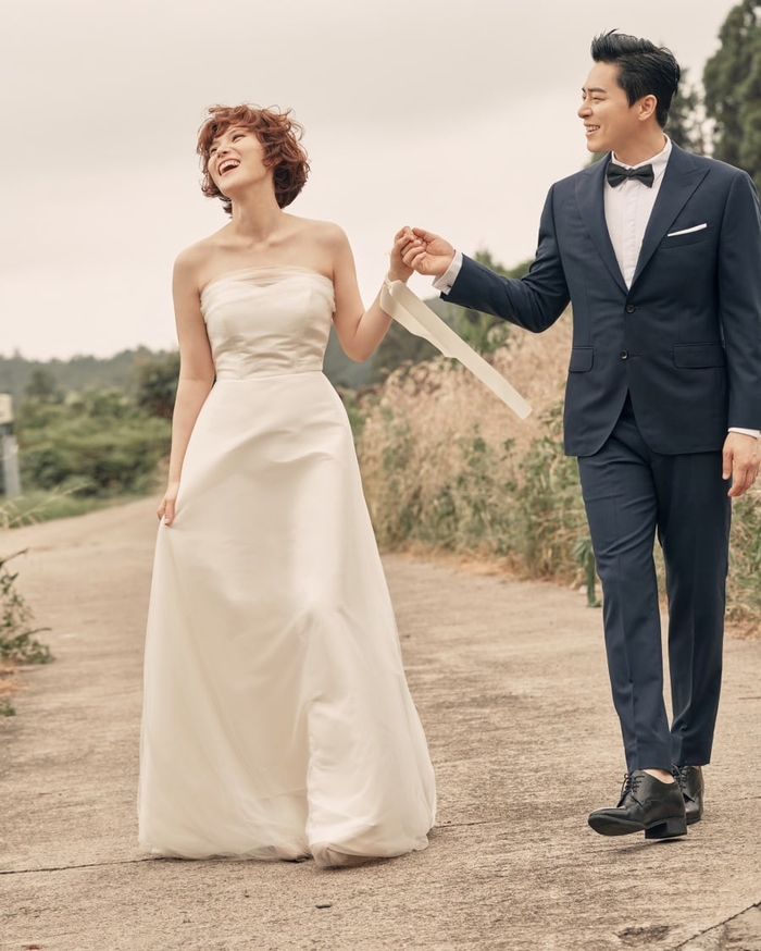 Bộ ảnh cưới đẹp ngất ngây của tài tử Jo Jung Suk và nữ ca sĩ Gummy