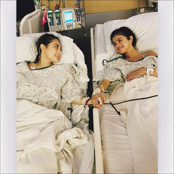 Selena Gomez phải vào viện điều trị tâm lý lần 2