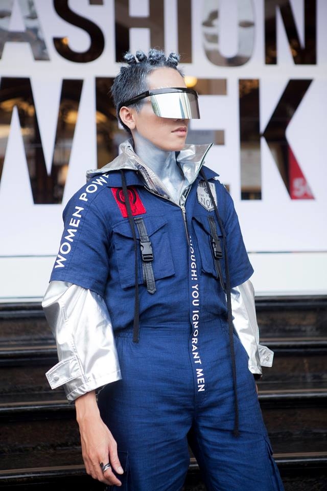 Street style kì dị của giới trẻ Việt tại Tuần lễ Thời trang Quốc tế