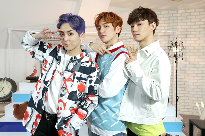 Top 10 nhóm nhạc thần tượng Kpop bán album chạy nhất từ đầu năm 2018