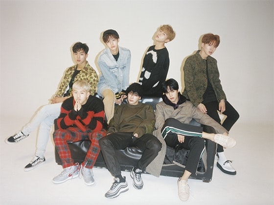 Top 10 nhóm nhạc thần tượng Kpop bán album chạy nhất từ đầu năm 2018