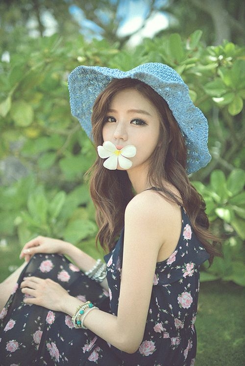 Tử vi thứ Năm (1/11): Cự Giải mắc bẫy kẻ xấu