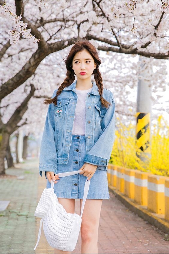 Tử vi thứ Sáu 12/10: Song Tử tình cảm rạn nứt