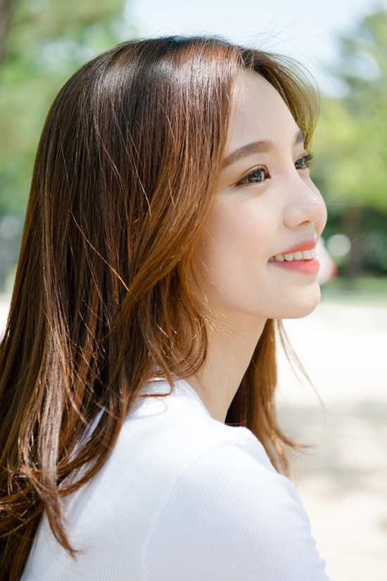 Xin em đừng coi rẻ bản thân để yêu một người không xứng đáng