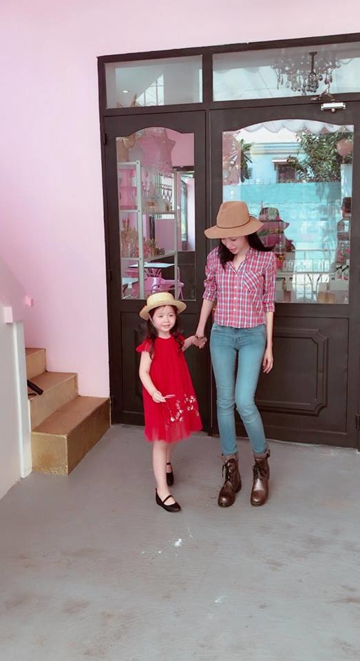 Ngắm loạt ảnh đáng yêu của các cô bé nhà sao Việt