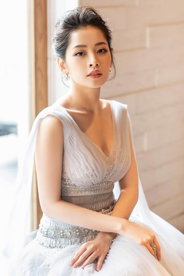 Ít ai biết loạt sao này đều xuất thân từ gia đình nghề giáo tri thức