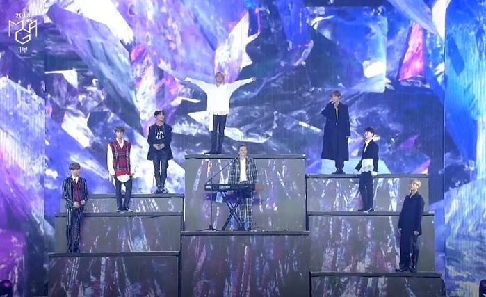 4 lí do nên ngừng chỉ trích Jimin (BTS) vì đã hát vỡ giọng ở MGA 2018
