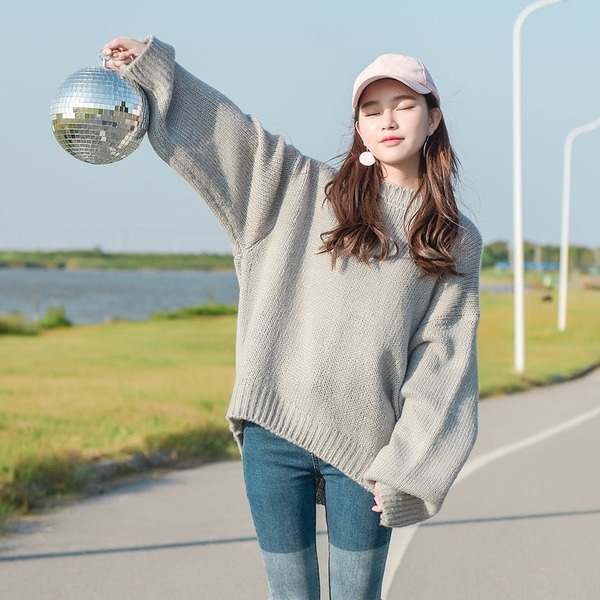 5 kiểu tóc phù hợp nhất khi diện áo len