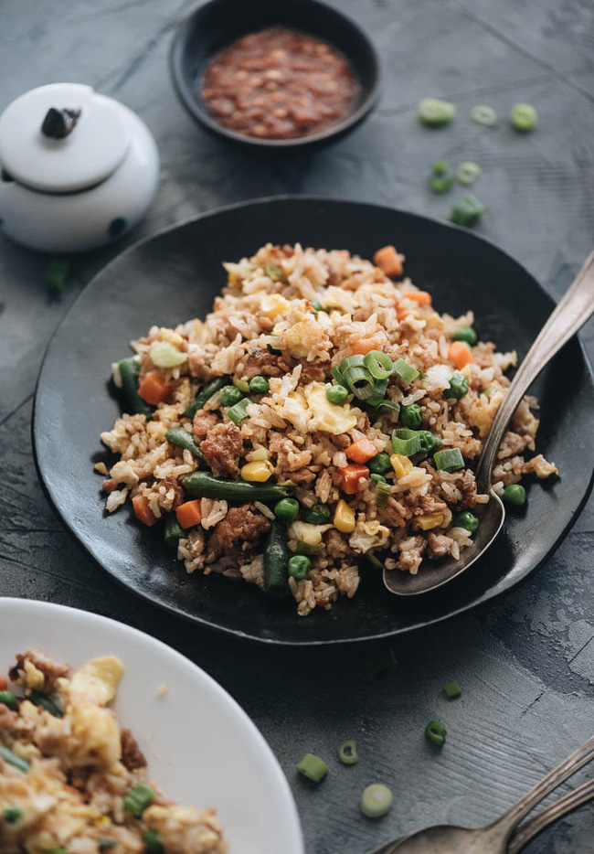 6 cách làm cơm chiên giòn tan từng hạt ăn đến đâu khen ngon đến đấy