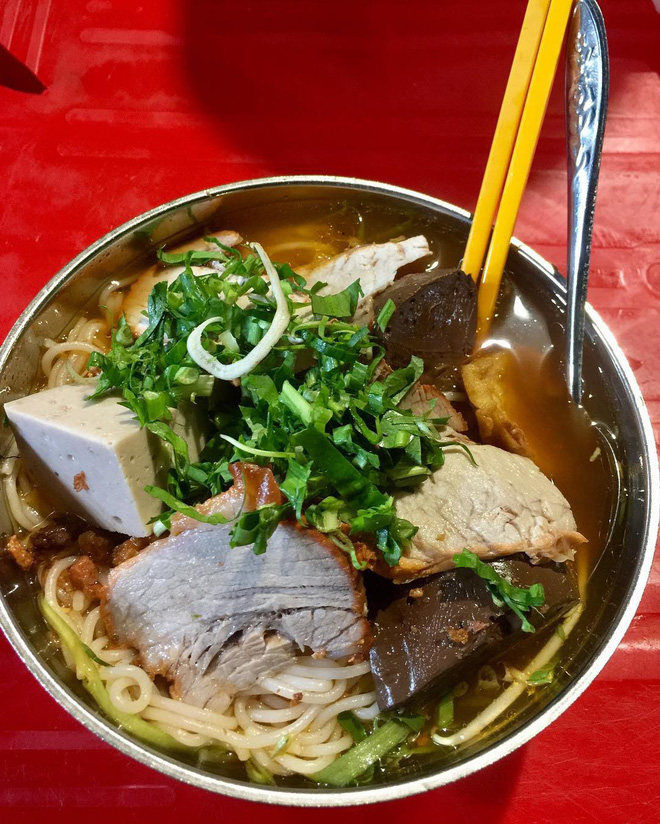 5 hàng bún riêu đỉnh nhất ở Sài Gòn ai cũng nên biết đến