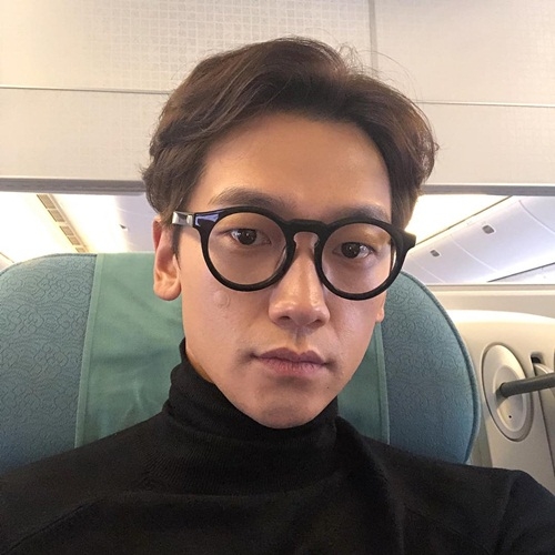 Ảnh hot sao Hàn: Hyun Ah hạnh phúc bên E'Dawn