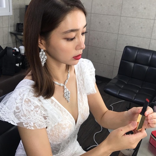 Ảnh hot sao Hàn: Hyun Ah hạnh phúc bên E'Dawn
