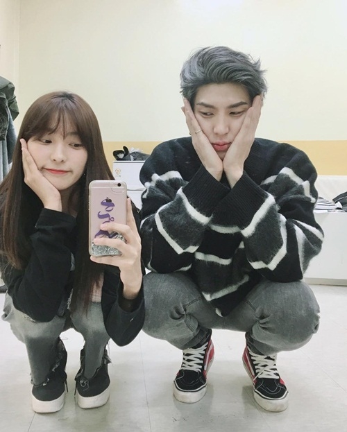 Ảnh hot sao Hàn: Hyun Ah hạnh phúc bên E'Dawn