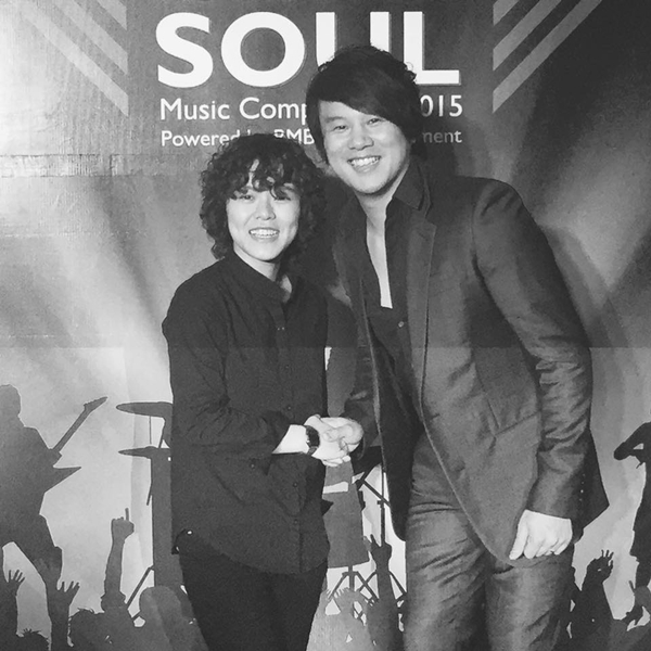 Bận rộn với showbiz, sao Việt vẫn làm tốt công việc trồng người