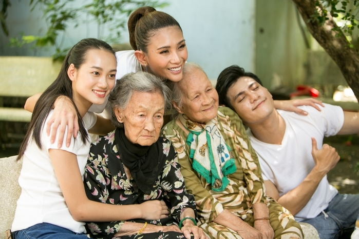 Bị chất vấn, Thanh Hằng gay gắt dằn mặt Võ Hoàng Yến