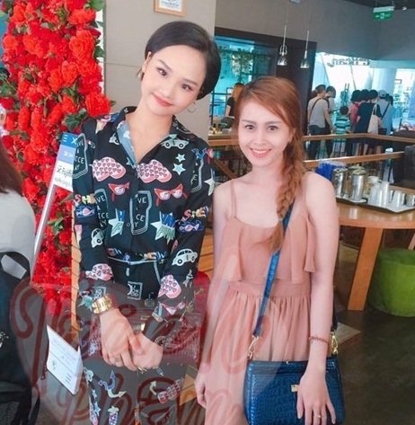 Bi fan chup voi, Bui Phuong nga va cac my nhan Viet khac la the nay day