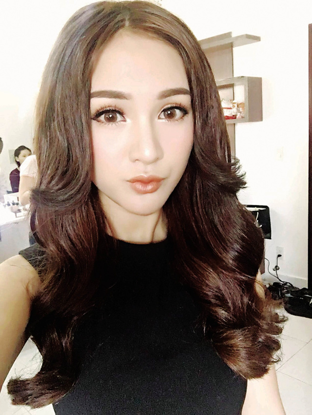 Choáng với những kỷ lục “dao kéo” của sao nữ Vbiz