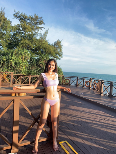 Cuộc đọ dáng bikini vô cùng nóng bỏng của 6 nàng Hoa hậu Vbiz