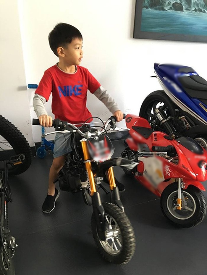 Cuộc sống nhung lụa của những cô chiêu, cậu ấm nhà sao Việt