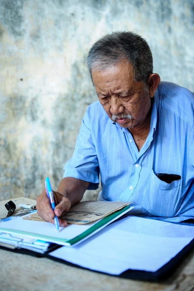 Sau anh hao quang: cuoc doi sao Viet khi ve gia khien khan gia khong khoi chanh long