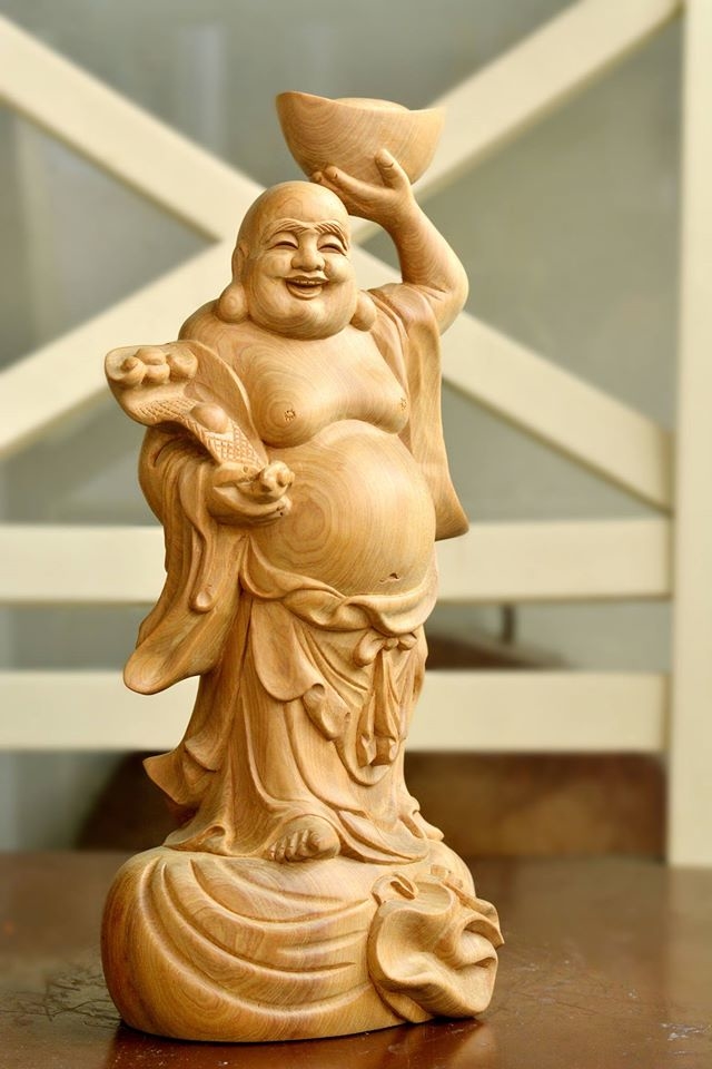 Những tượng linh vật đặt trong nhà để tiền vào như nước