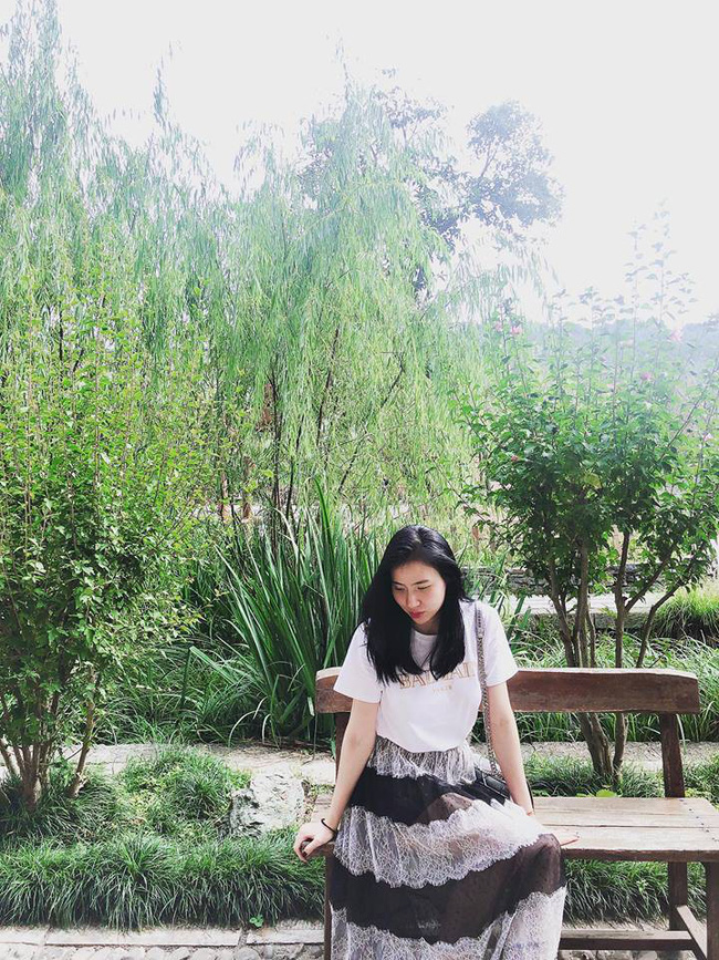 Đọ street style các hot mom: người sang chảnh, người trẻ trung