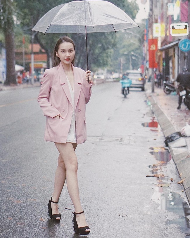 Đọ street style các hot mom: người sang chảnh, người trẻ trung