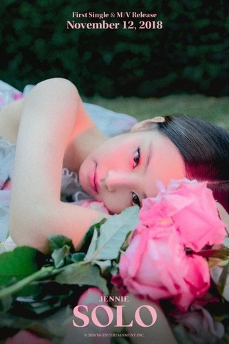 Fan châu Á bấn loạn trước loạt hình ảnh khí chất của Jennie