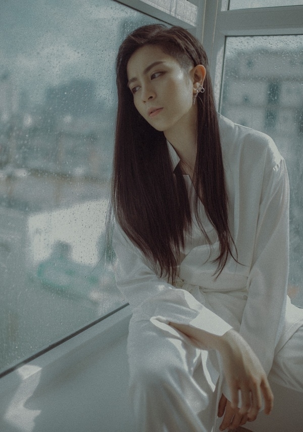 Quen voi tao hinh chuan men, nhin Gil Le va sao Viet qua xinh khi thay doi nhu the nay